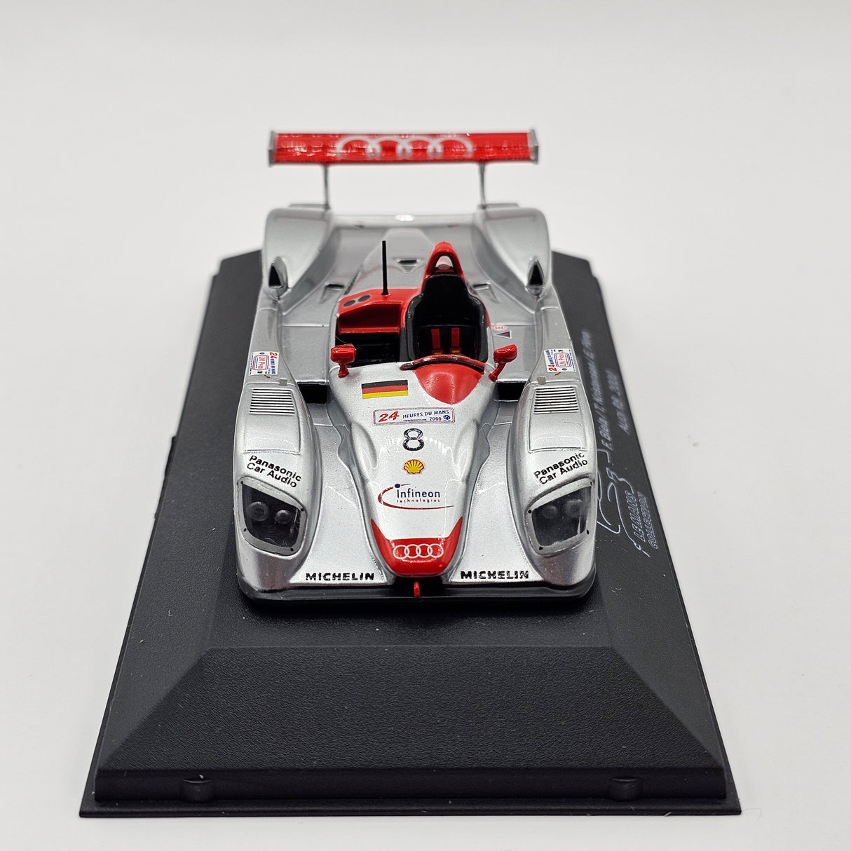 Onyx Audi R8 #1 Audi Sport Team Joest Le Mans Winner 2001 1/43 Scale XLM058