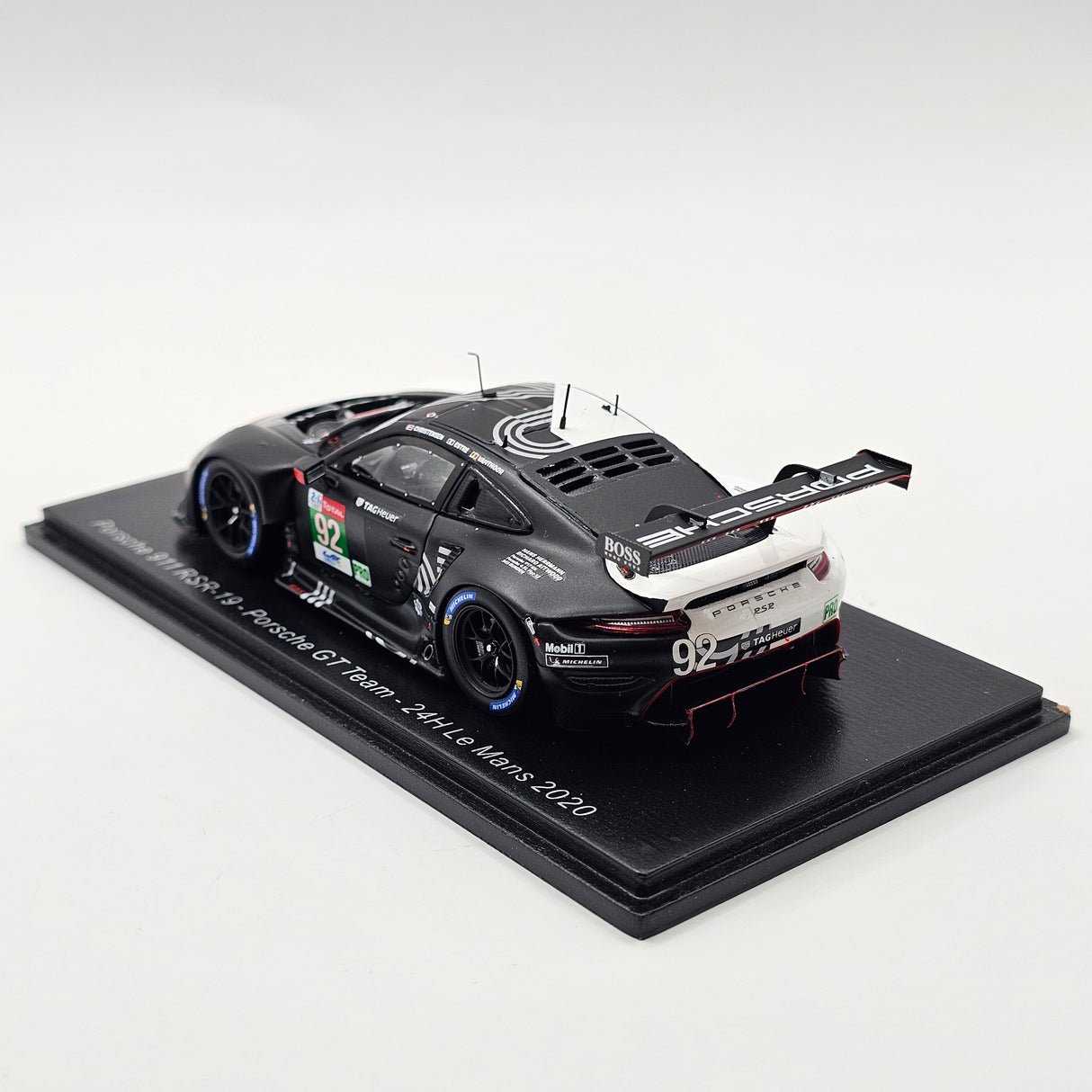 Spark Porsche 911 RSR-19 #92 Porsche GT Team 24Hrs Le Mans 2020 1/43 Scale