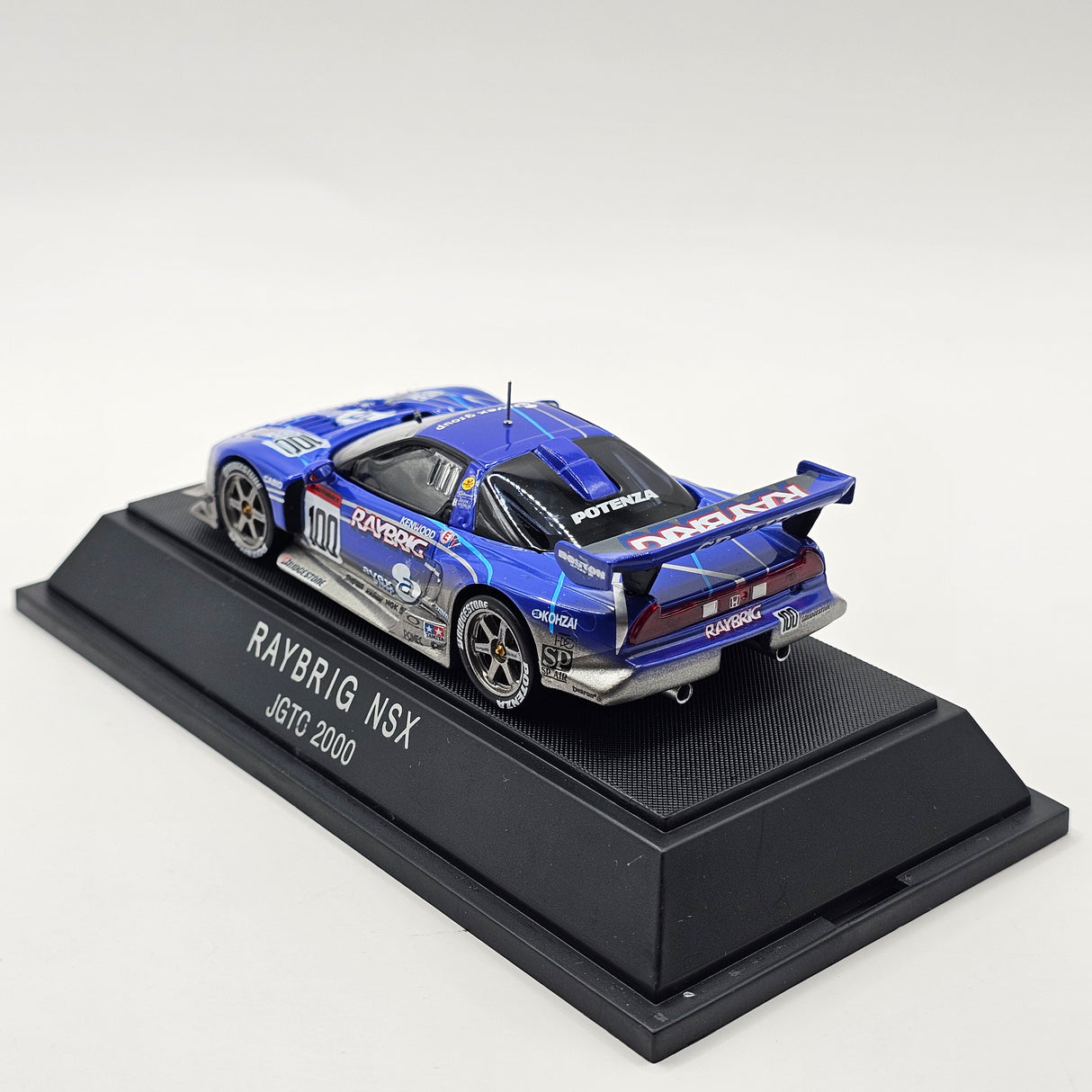 EBBRO Honda NSX #100 Raybrig Team Kunimitsu JGTC GT500 2000 1/43 Scale