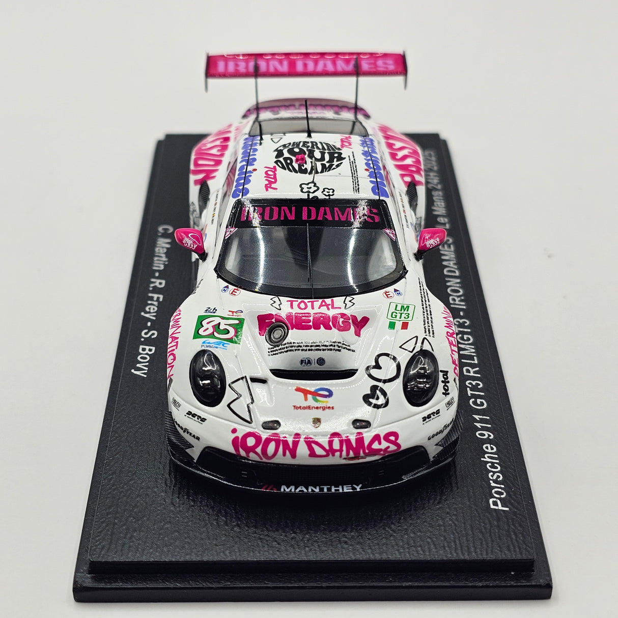 Spark Porsche 911 GT3 R LMGT3 #85 Iron Dames 24 Hours of Le Mans 2025 1/43 Scale S9302