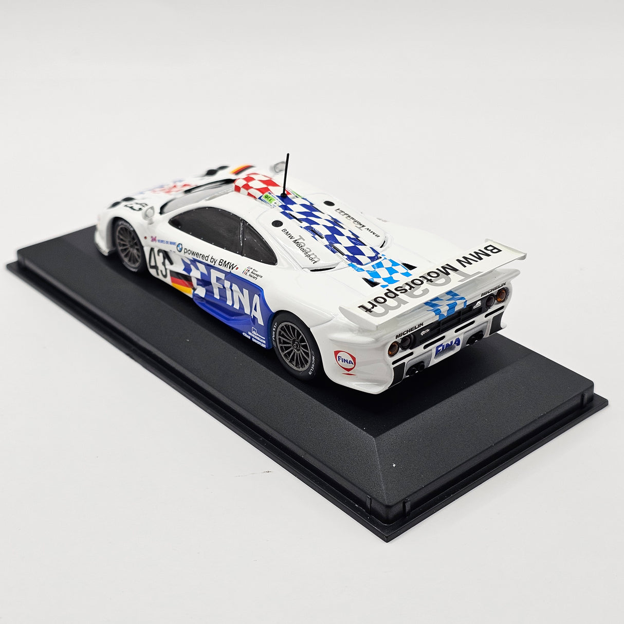 Minichamps McLaren F1 GTR Long Tail #43 BMW Motorsport Le Mans 1997 1/43 Scale