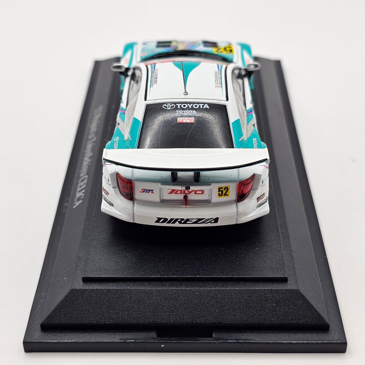 EBBRO Toyota Celica #52 Team Cerumo Project u JGTC GT300 2004 1/43 Scale