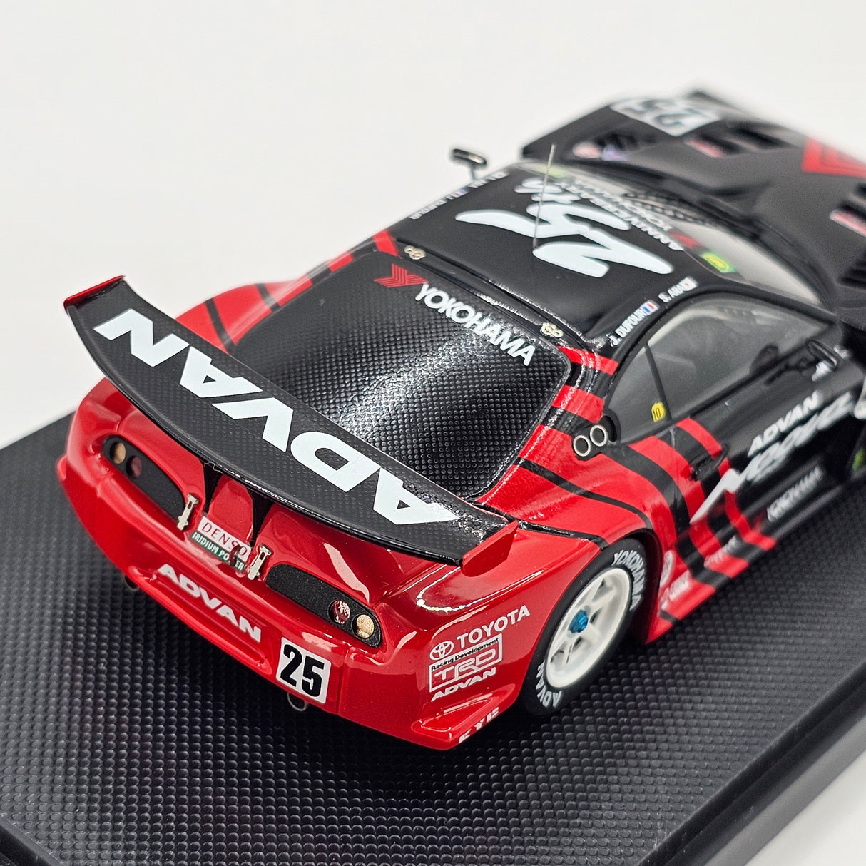 EBBRO P4 Toyota Supra GT500 #25 Team Advan Tsuchiya JGTC 2003 1/43 Scale