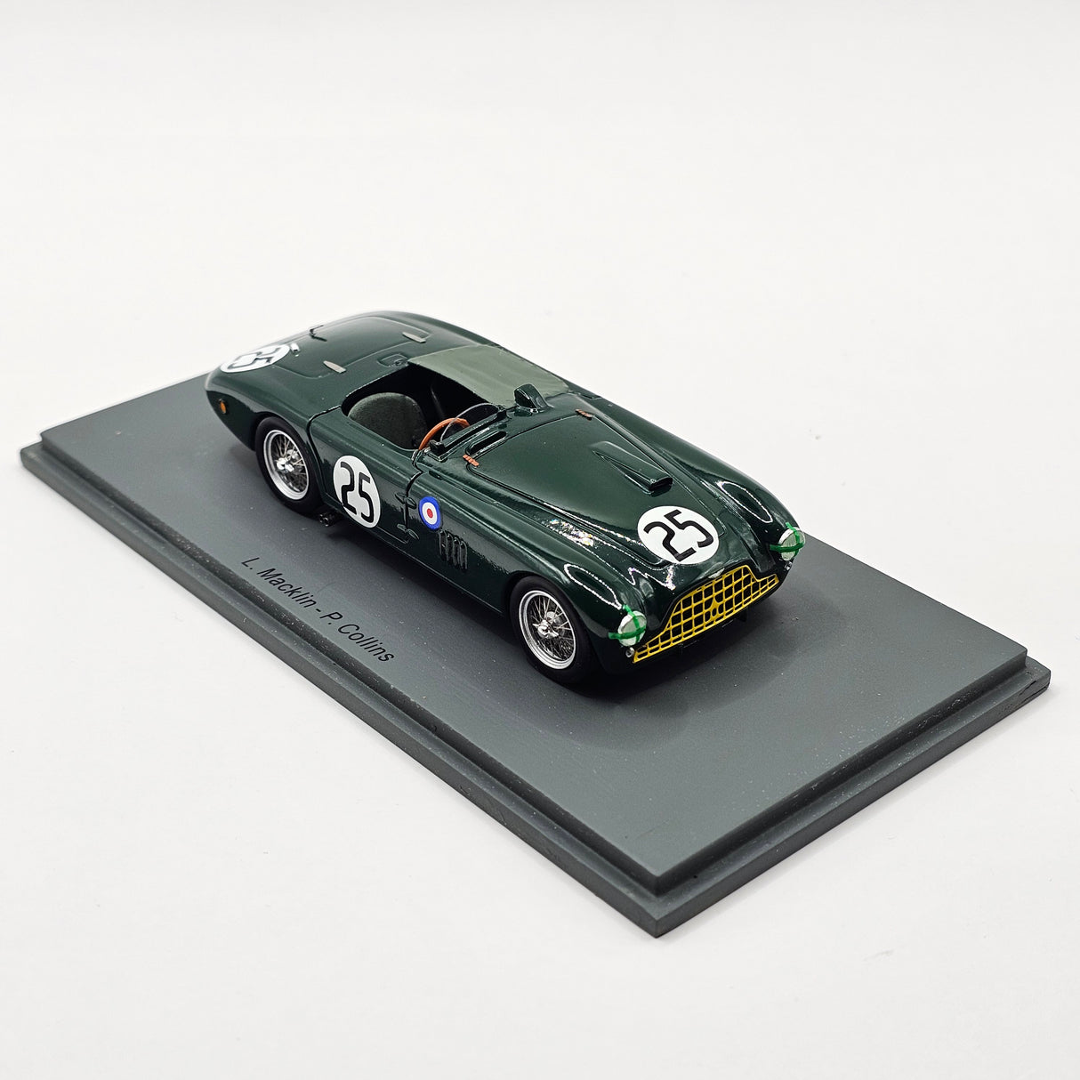 Spark Aston Martin DB3 #25 Aston Martin Ltd Le Mans 1952 1/43 Scale S2423