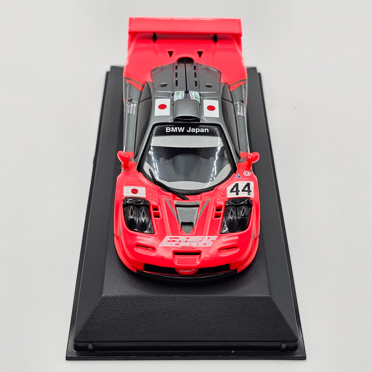 Minichamps McLaren F1 GTR Long Tail #44 Team Lark Le Mans 1997 1/43 Scale