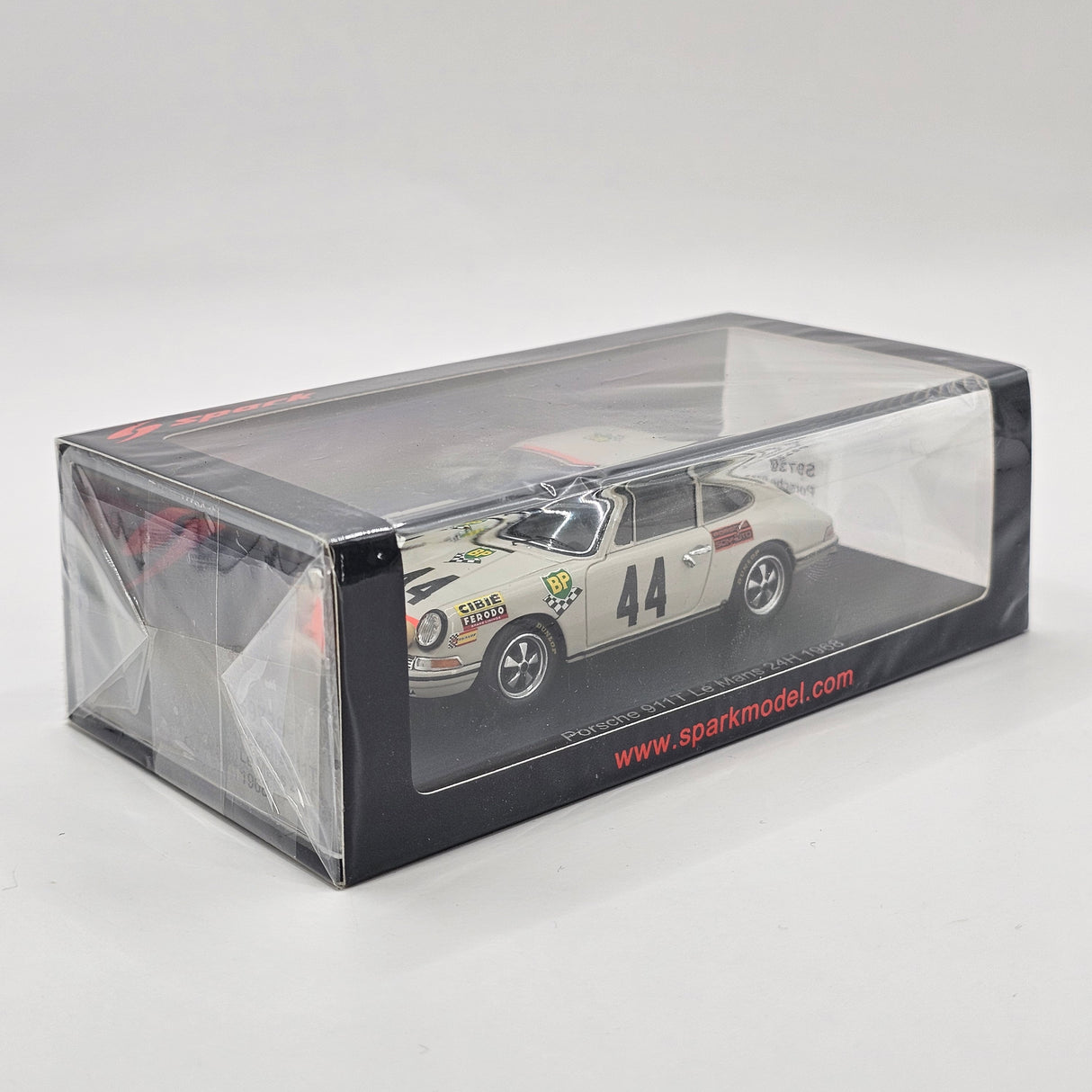 Spark Porsche 911T #44 Auguste Veuillet 24Hrs Le Mans 1968 1/43 Scale S9739