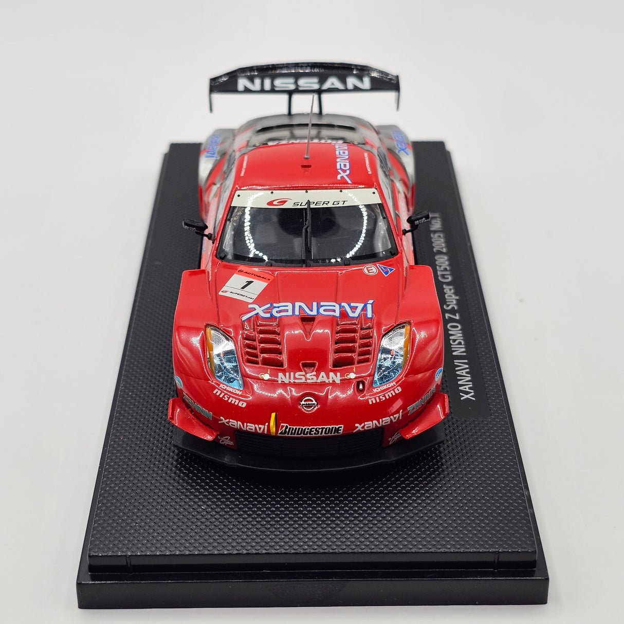 EBBRO Nissan Z #1 Xanavi Nismo Super GT GT500 2005 1/43 Scale