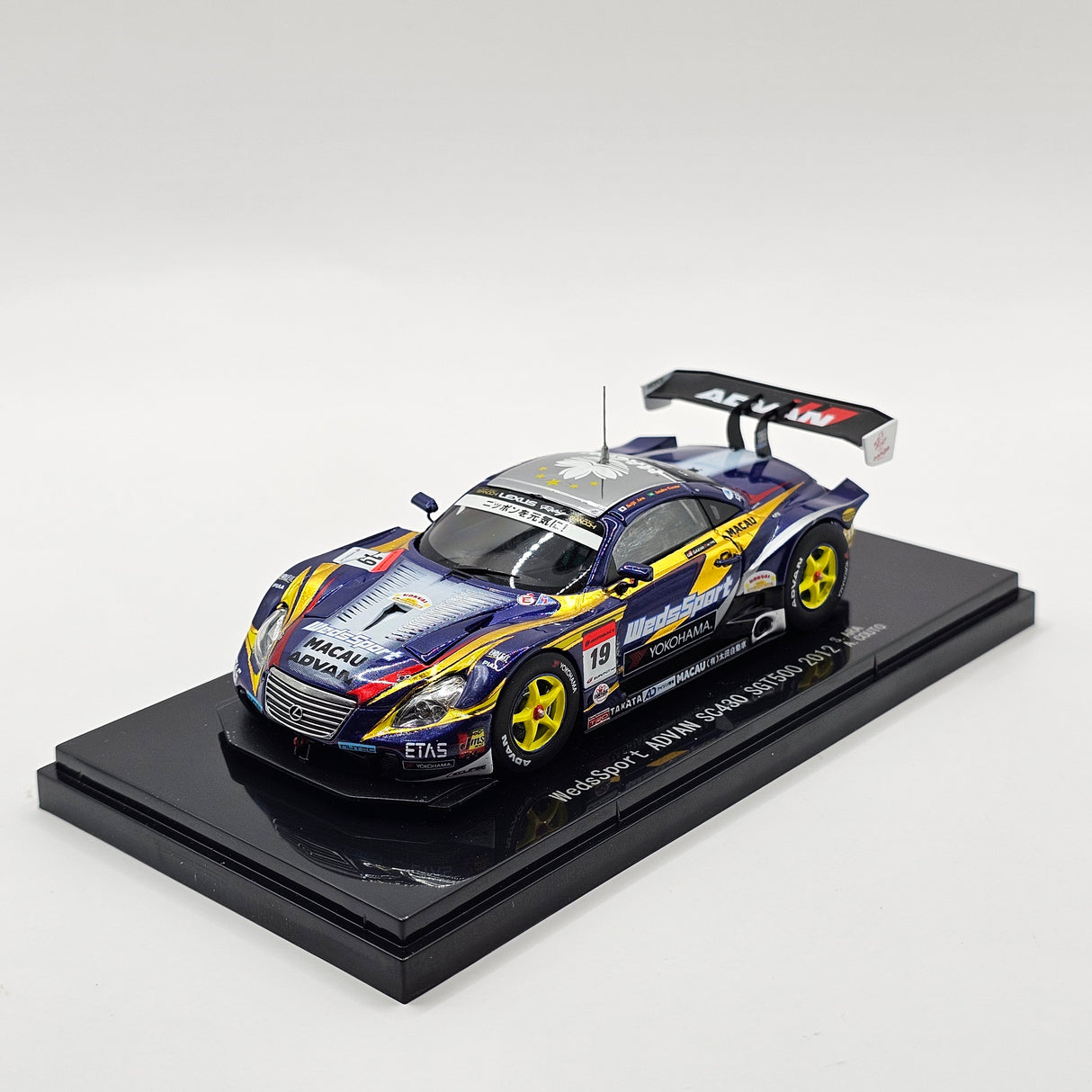 EBBRO Lexus SC430 #19 Lexus Team WedsSport Bandoh Super GT GT500 2012 1/43 Scale