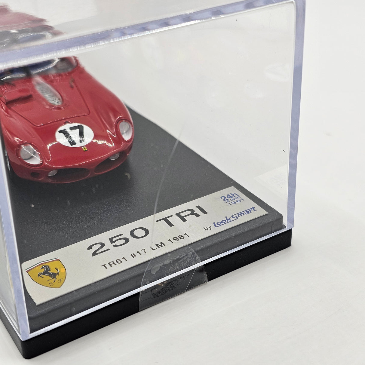 Looksmart Ferrari 250 TRI/61 #17 North American Racing Team 24Hrs Le Mans 1961 1/43 Scale