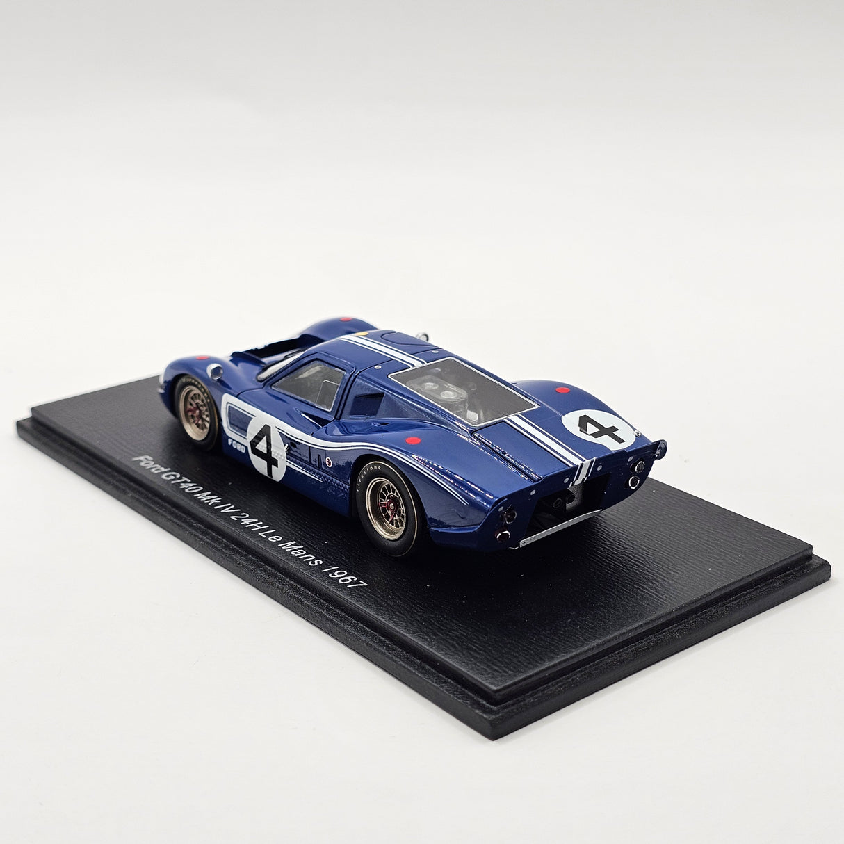 Spark Ford GT40 MK IV #4 Ford Motor Company 24Hrs Le Mans 1967 1/43 Scale