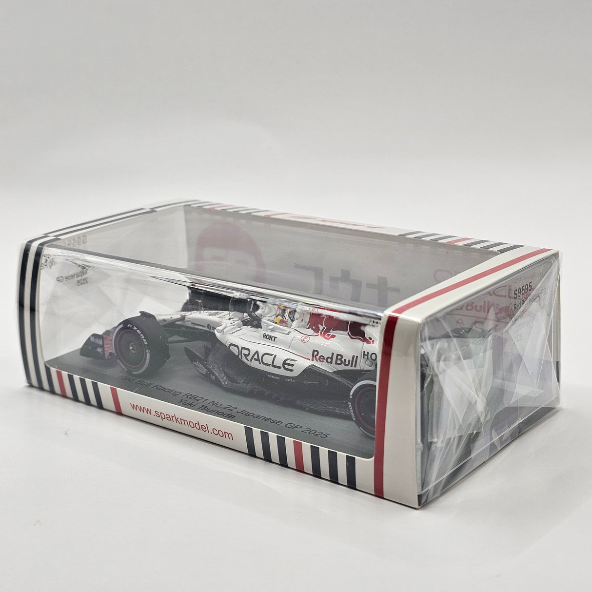 Spark Red Bull Racing RB21 #22 Yuki Tsunoda Japanese GP 2025 (With Pit Board) 1/43 Scale