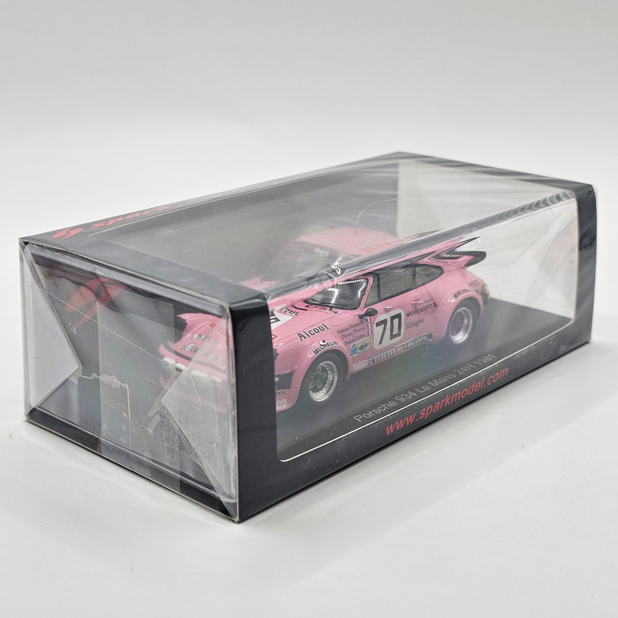 Spark Porsche 934 #70 T. Perrier Le Mans 24H 1981 Class Winner 1/43 Scale S9846