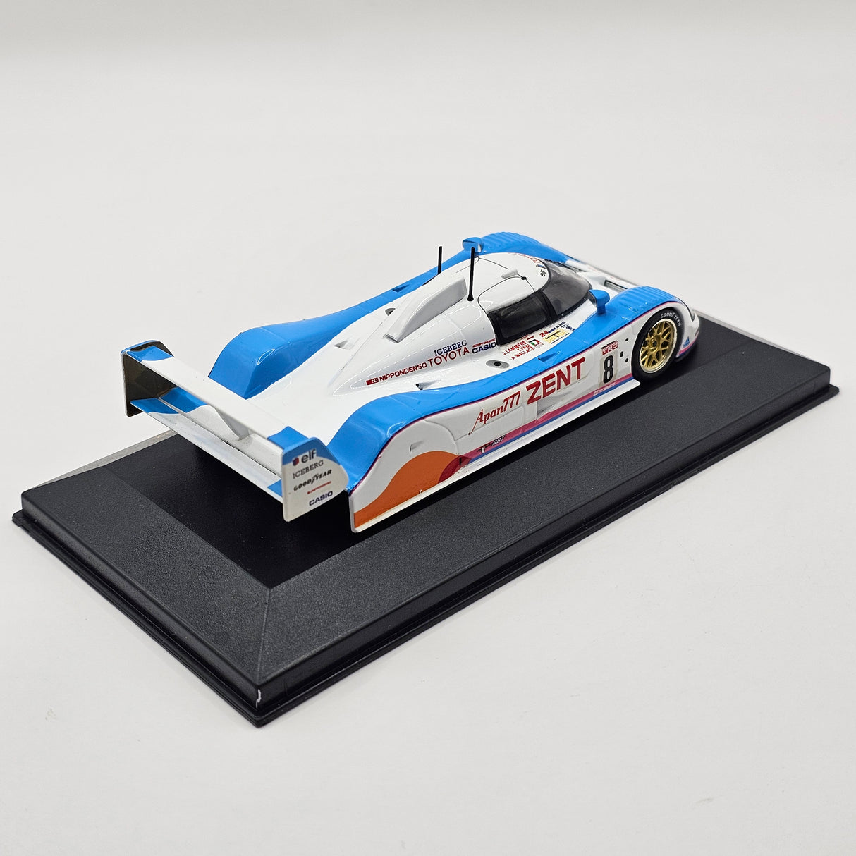IXO Toyota TS010 #8 Toyota Team TOM'S GB Le Mans 1992 1/43 Scale LMC033