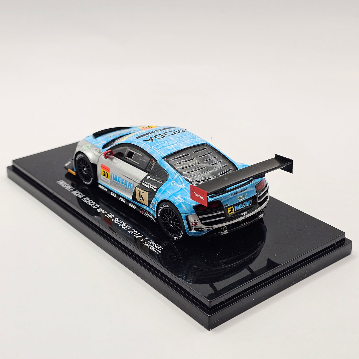 EBBRO Audi R8 #30 Team apr Super GT GT300 2012 1/43 Scale