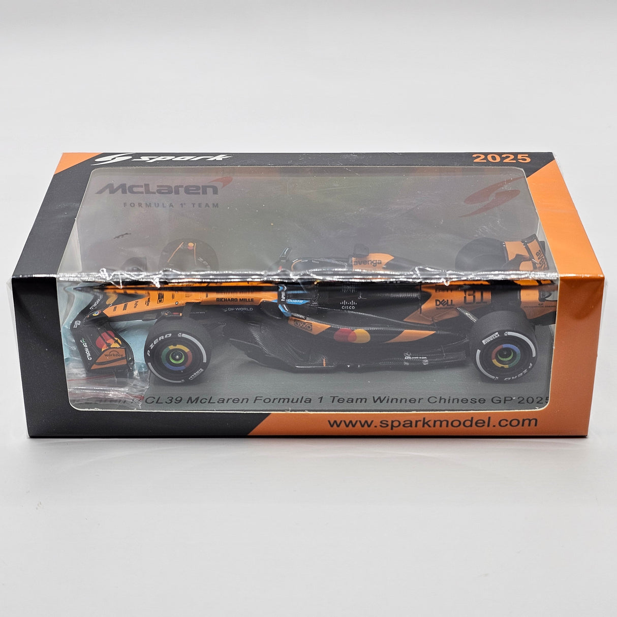 Spark McLaren MCL39 #81 Oscar Piastri Winner Chinese GP 2025 1/43 Scale S9580