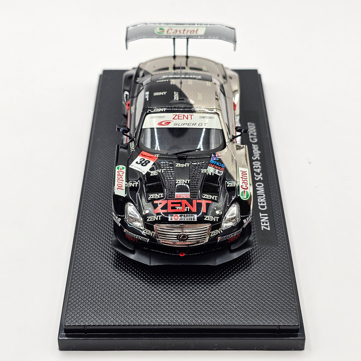 EBBRO Lexus SC430 #38 ZENT Toyota Team Cerumo Super GT GT500 2007 1/43 Scale