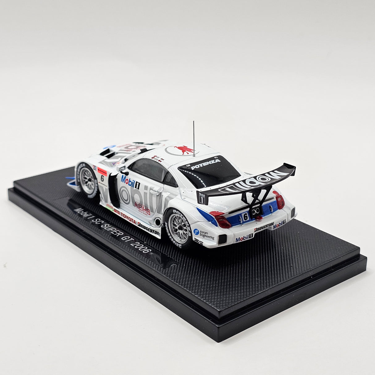 EBBRO Lexus SC430 #6 Mobil 1 Toyota Team LeMans Super GT GT500 2006 1/43 Scale