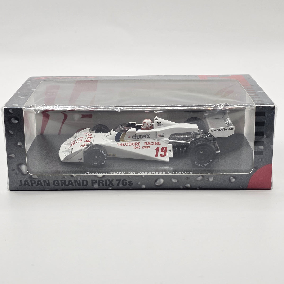 Spark Surtees TS19 #19 Alan Jones 1976 Japanese F1 Grand Prix 1/43 Scale