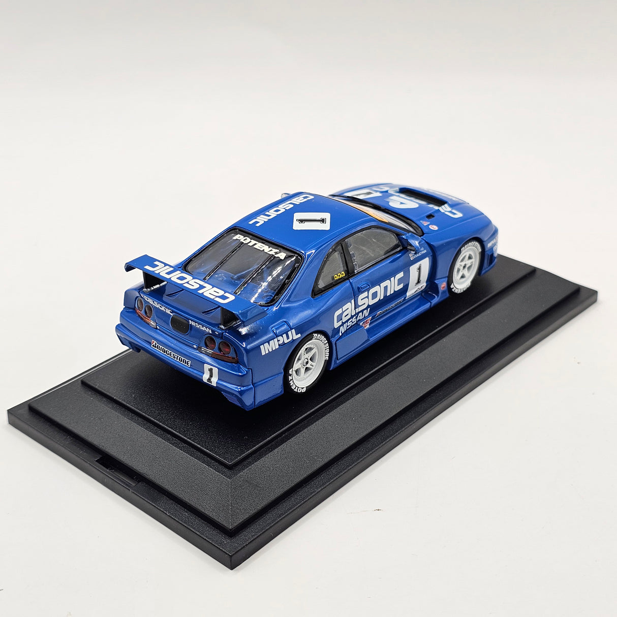 EBBRO Nissan Skyline GT-R #1 Calsonic Hoshino JGTC GT1 1995 1/43 Scale