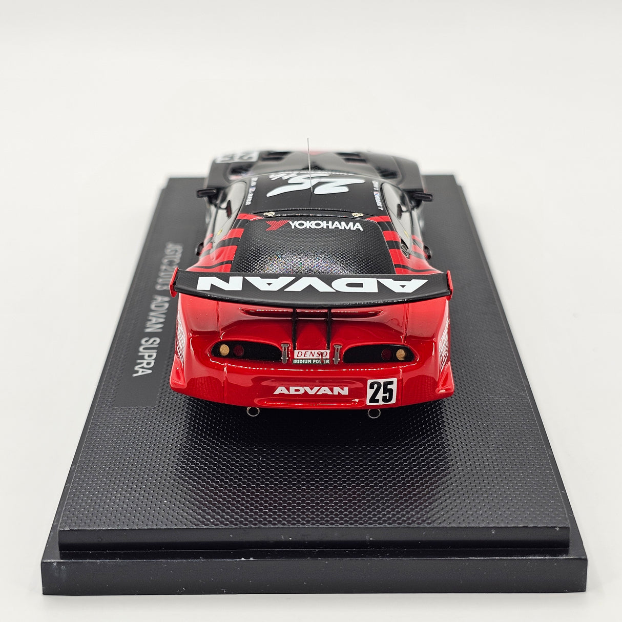 EBBRO P4 Toyota Supra GT500 #25 Team Advan Tsuchiya JGTC 2003 1/43 Scale