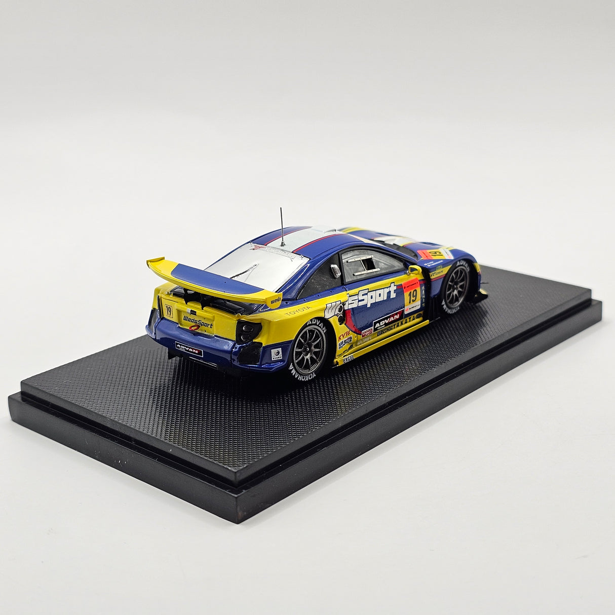 EBBRO Toyota Celica GT300 #19 Racing Project Bandoh Super GT 2007 1/43 Scale