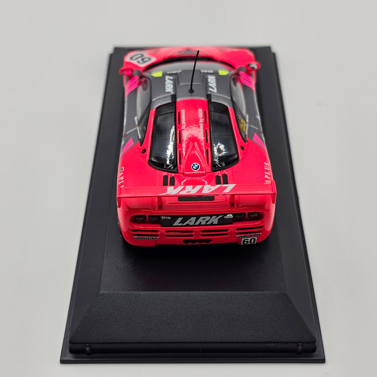 Minichamps McLaren F1 GTR #60 Team Lark McLaren JGTC GT500 1996 1/43 Scale