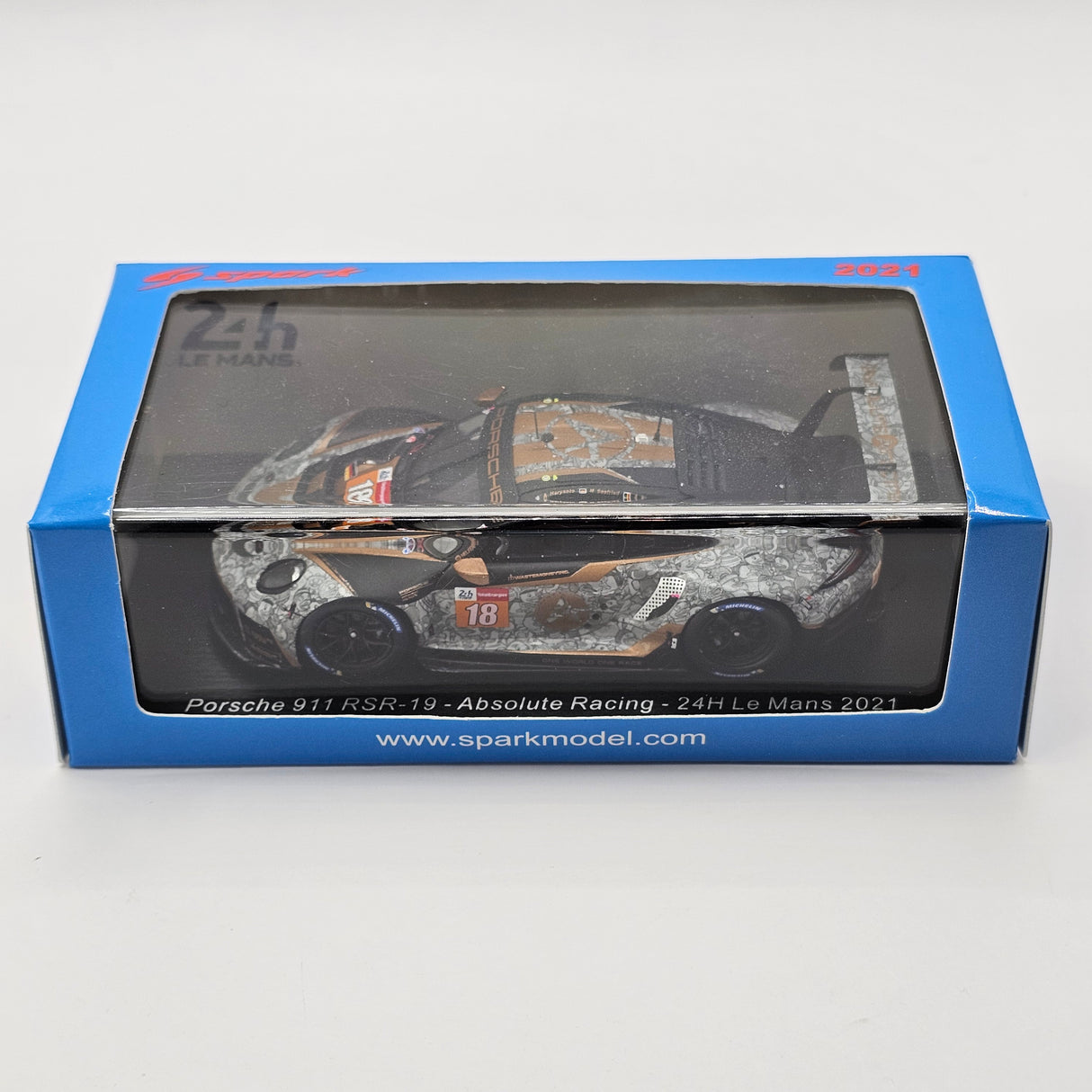 Spark Porsche 911 RSR-19 #18 Absolute Racing 24Hrs Le Mans 2021 1/43 Scale S8265