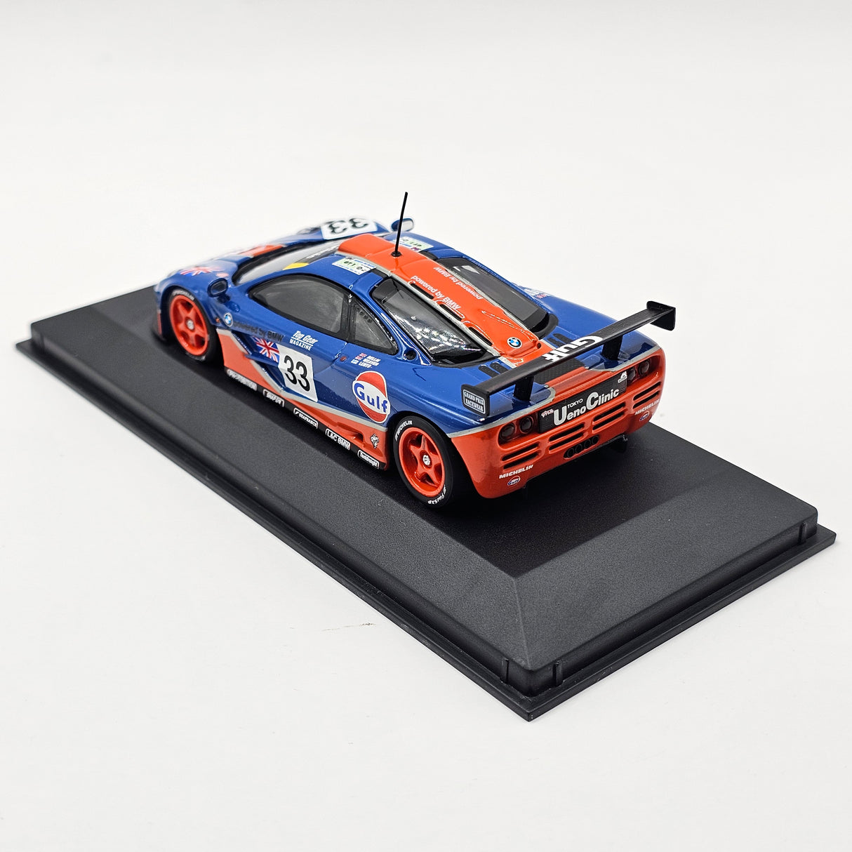 Minichamps McLaren F1 GTR #33 Gulf Racing Le Mans 1996 1/43 Scale