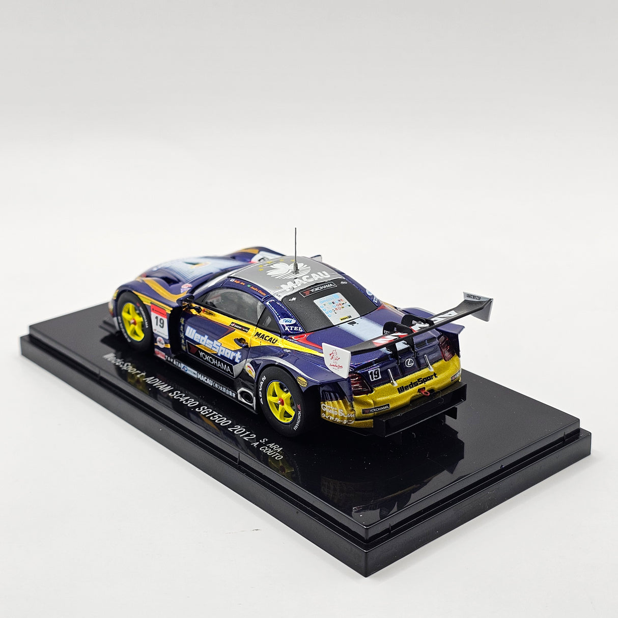 EBBRO Lexus SC430 #19 Lexus Team WedsSport Bandoh Super GT GT500 2012 1/43 Scale