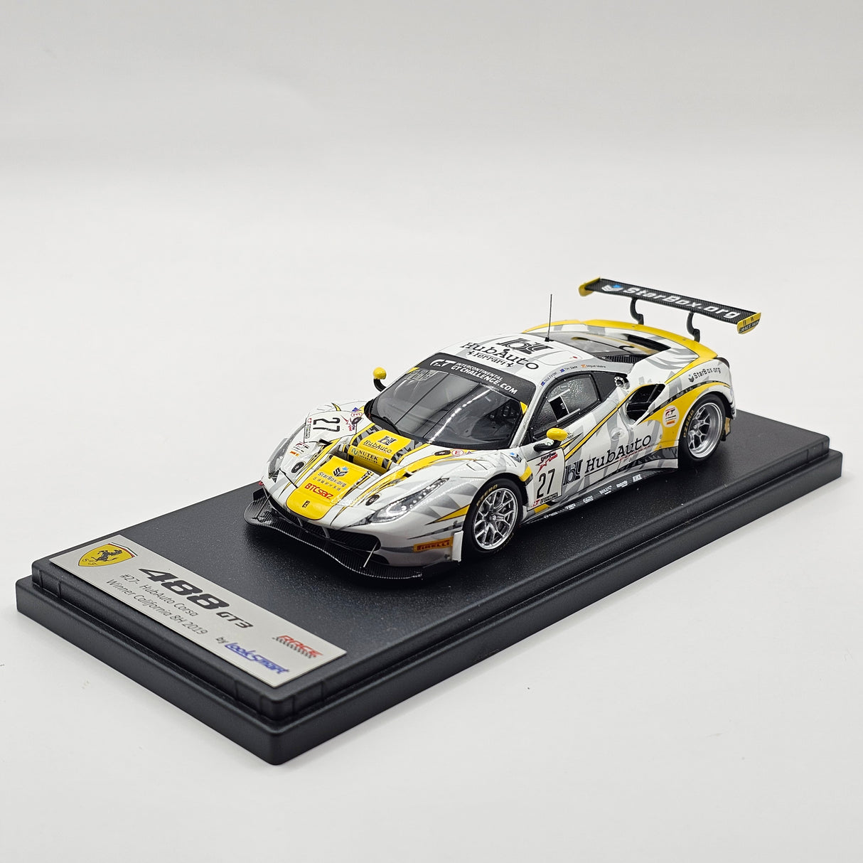Looksmart Ferrari 488 GT3 #27 HubAuto Corsa Winner 8Hrs California 2019 1/43 Scale