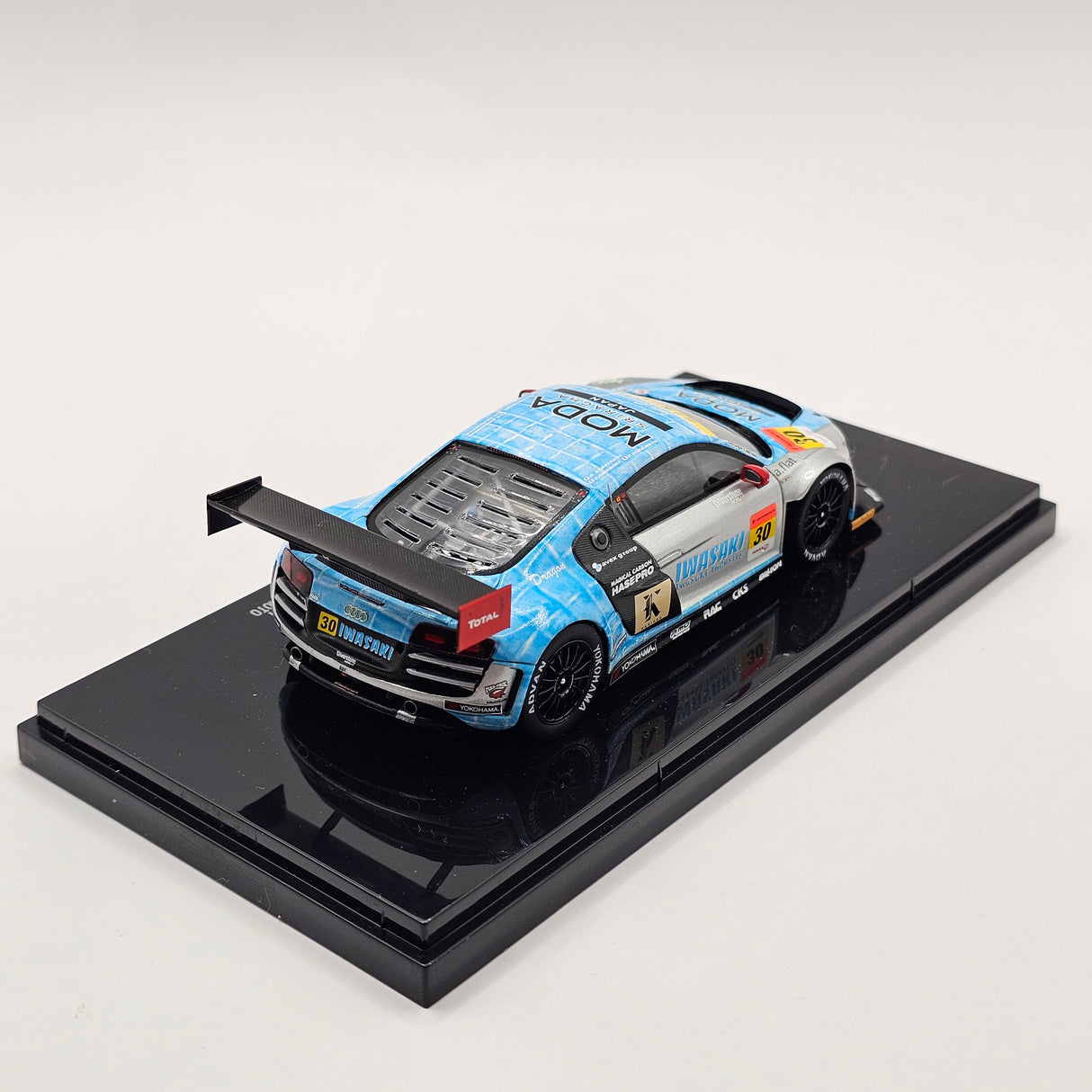 EBBRO Audi R8 #30 Team apr Super GT GT300 2012 1/43 Scale