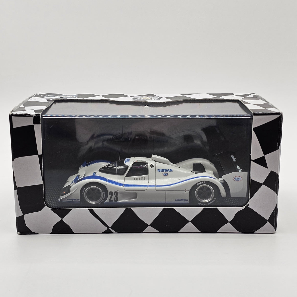EBBRO Nissan NP35 1992 Inter Challenge 500KM Mine Resin Collection 1/43 Scale