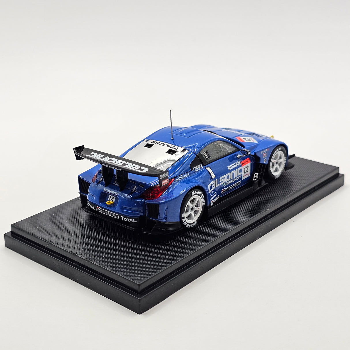 EBBRO Nissan Z #12 Calsonic Team Impul Super GT GT500 2006 1000KM Suzuka Winner 1/43 Scale