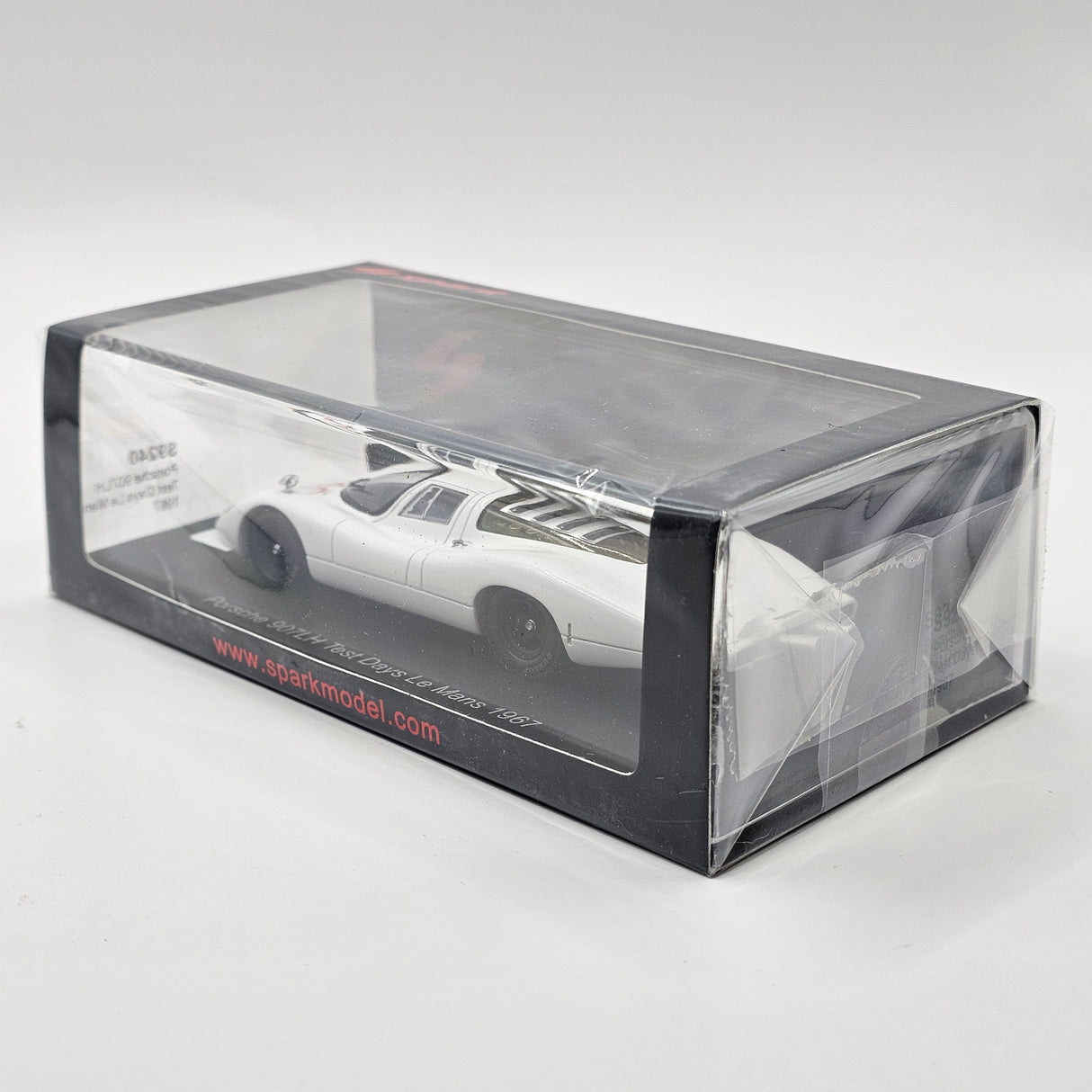 Spark Porsche 907/6L #40 Porsche System Engineering Test Le Mans 1967 1/43 Scale