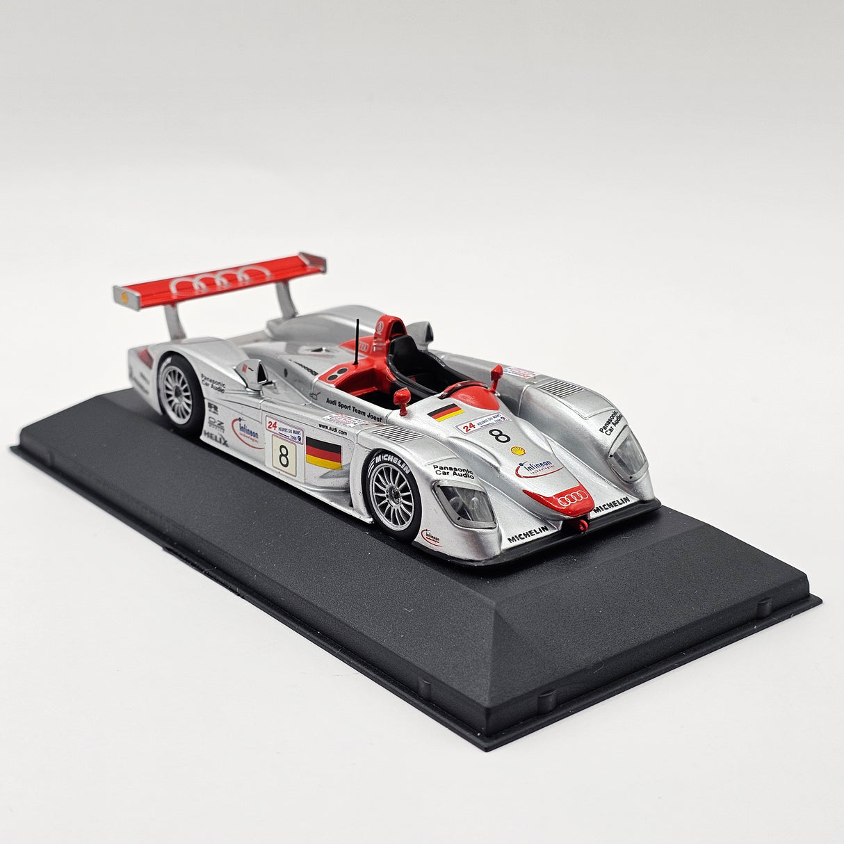 Onyx Audi R8 #1 Audi Sport Team Joest Le Mans Winner 2001 1/43 Scale XLM058