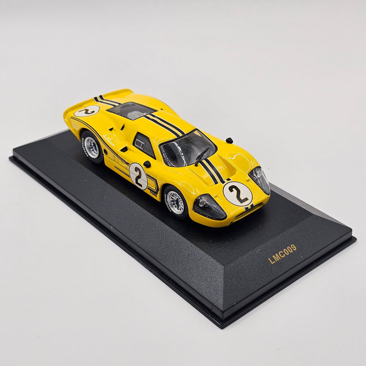 IXO Ford Mark IV #2 Ford Motor Company Shelby American Le Mans 1967 1/43 Scale