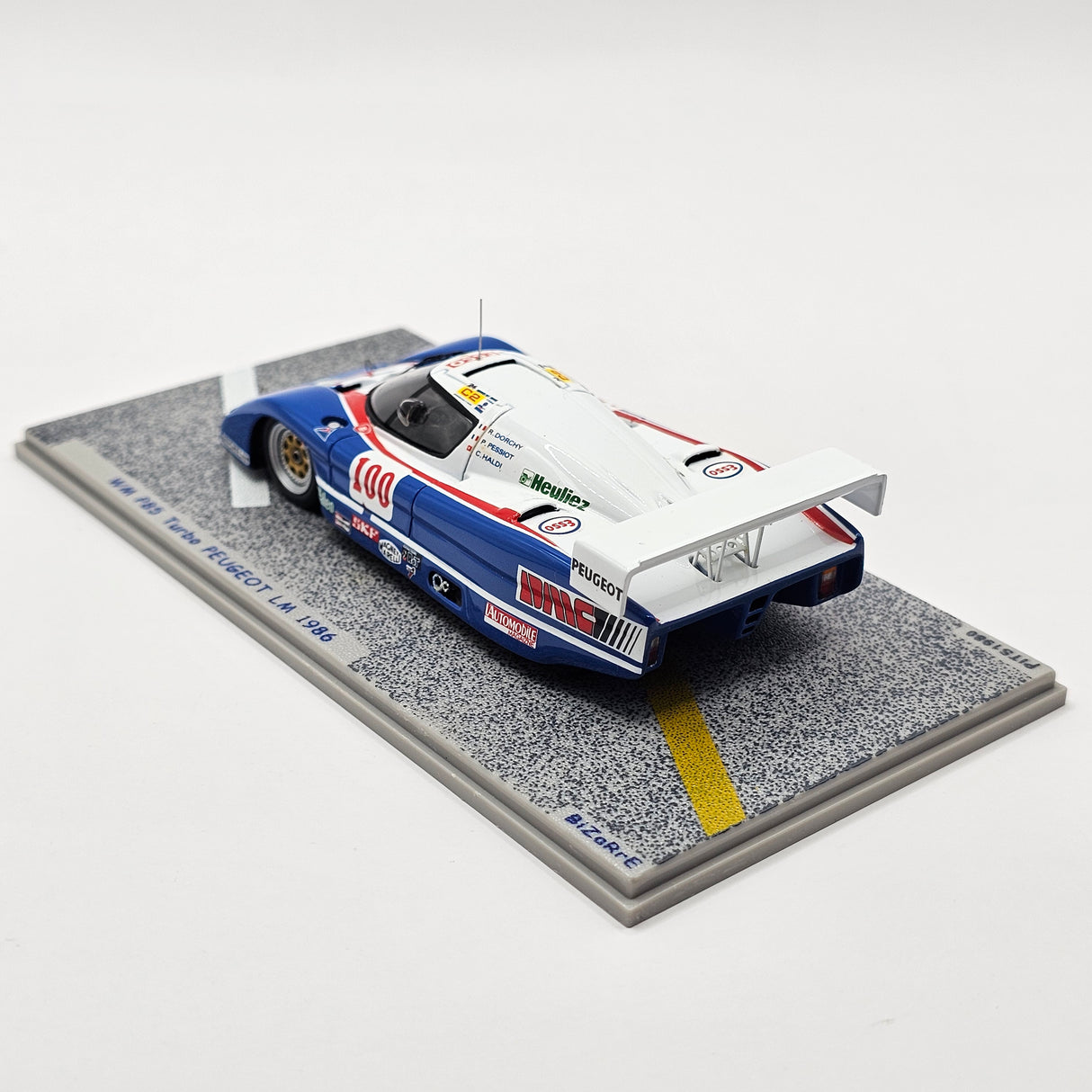 Spark Bizarre Peugeot P85 Turbo #100 Le Mans 1986 1/43 Scale BZ391
