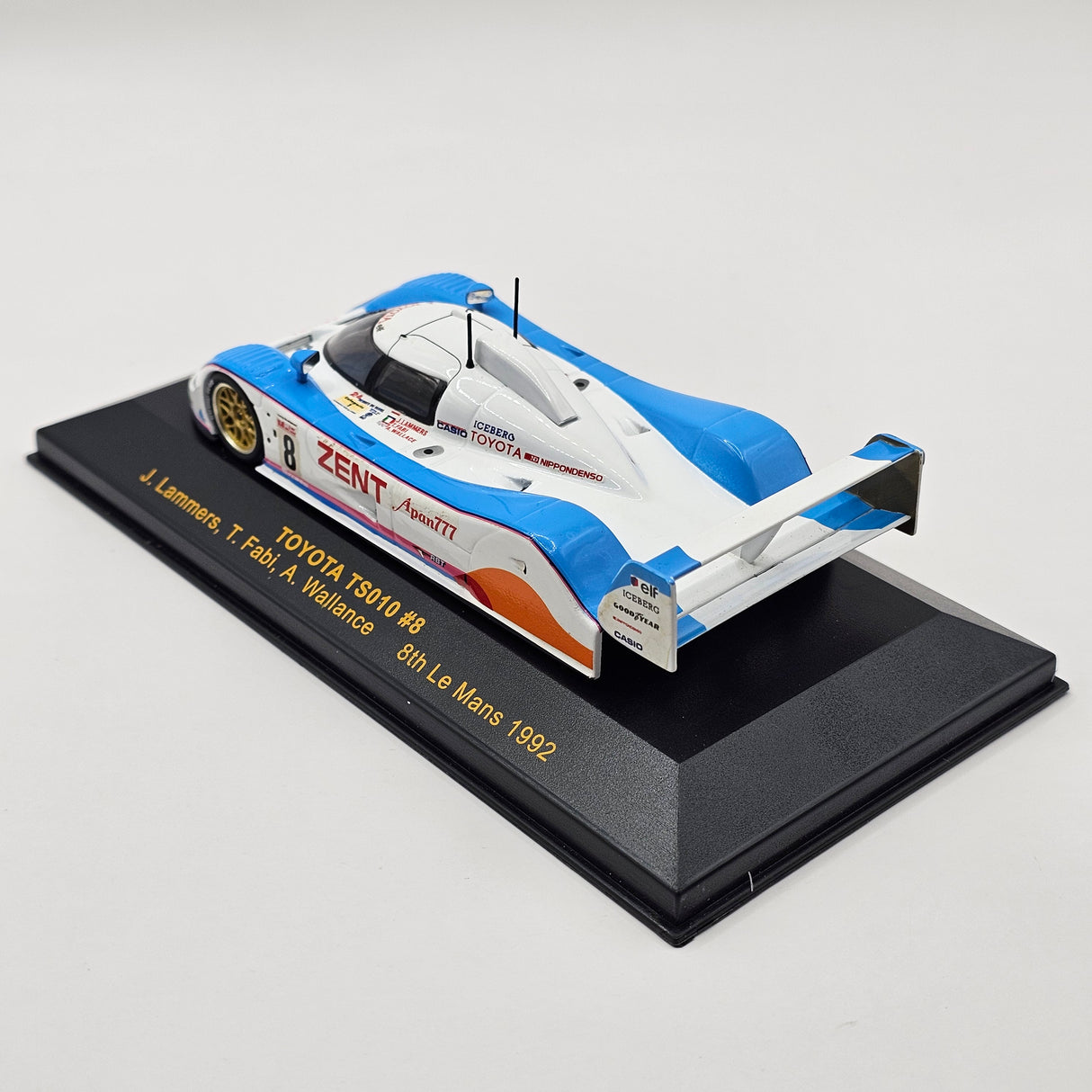 IXO Toyota TS010 #8 Toyota Team TOM'S GB Le Mans 1992 1/43 Scale LMC033