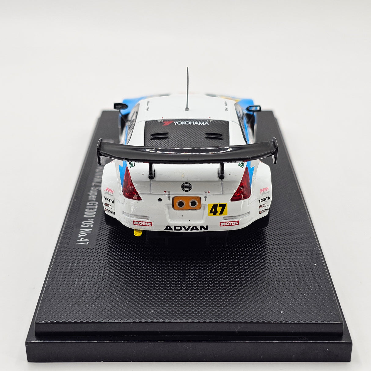 EBBRO Nissan Fairlady Z #47 Advan Team MOLA Super GT GT300 2005 1/43 Scale