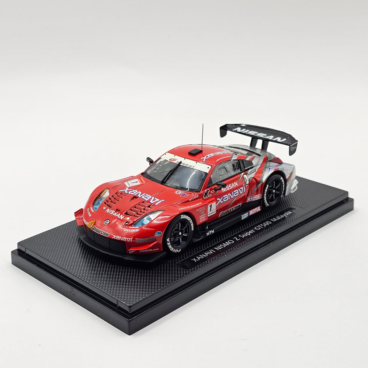 EBBRO Nissan Z #1 Xanavi Nismo Super GT GT500 2005 Malaysia Rd 1/43 Scale