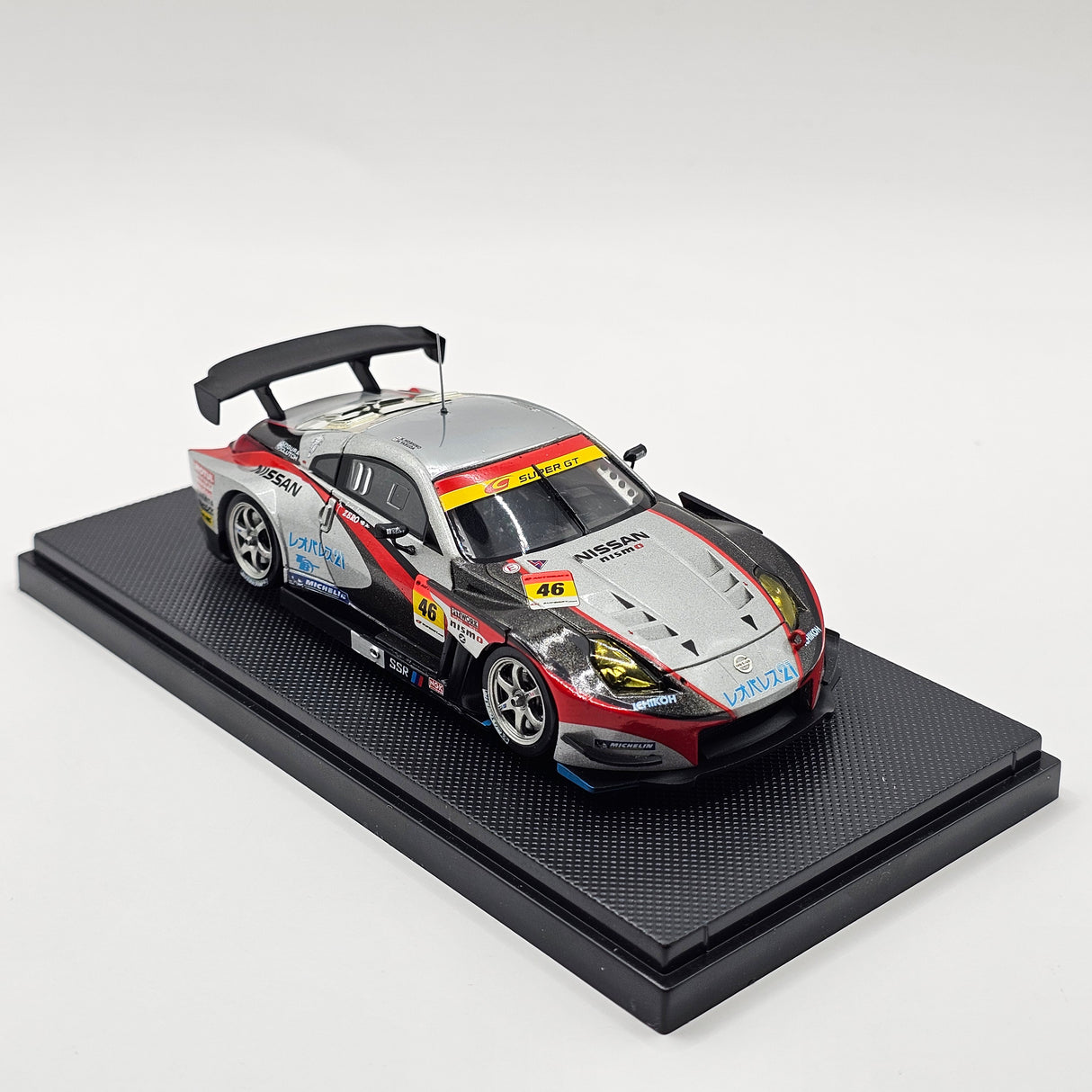 EBBRO Nissan Z #46 MOLA Leopalace Super GT GT300 2008 1/43 Scale