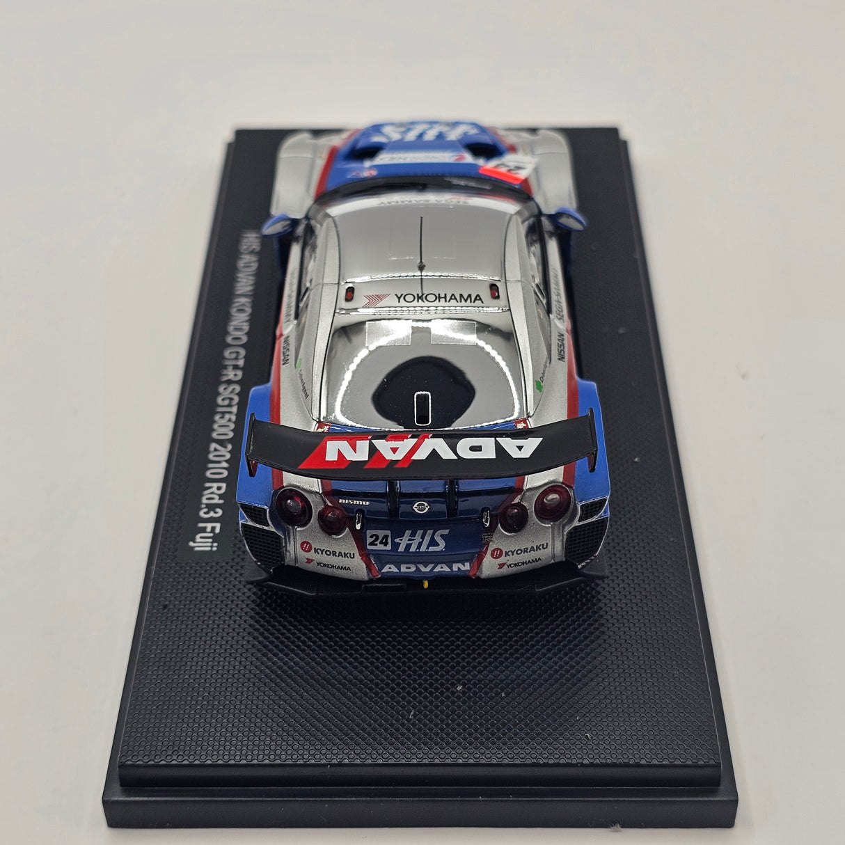 EBBRO Nissan GT-R #24 HIS Advan Kondo Super GT GT500 Rd.3 Fuji 2010 1/43 Scale