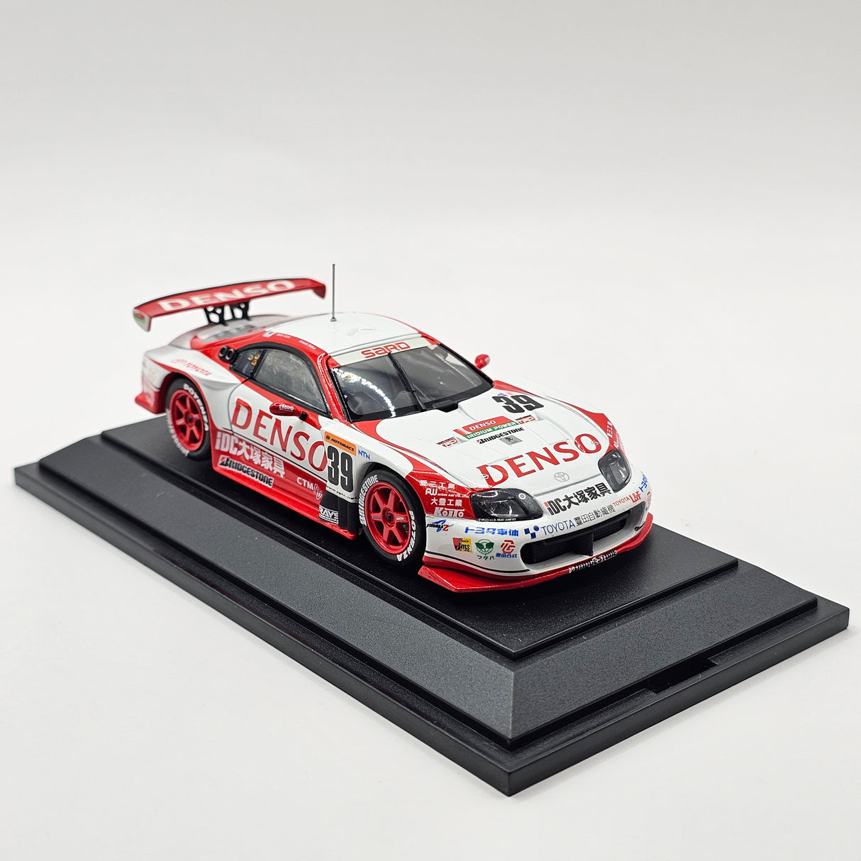 EBBRO Toyota Supra #39 Denso Toyota Team SARD JGTC GT500 2004 1/43 Scale