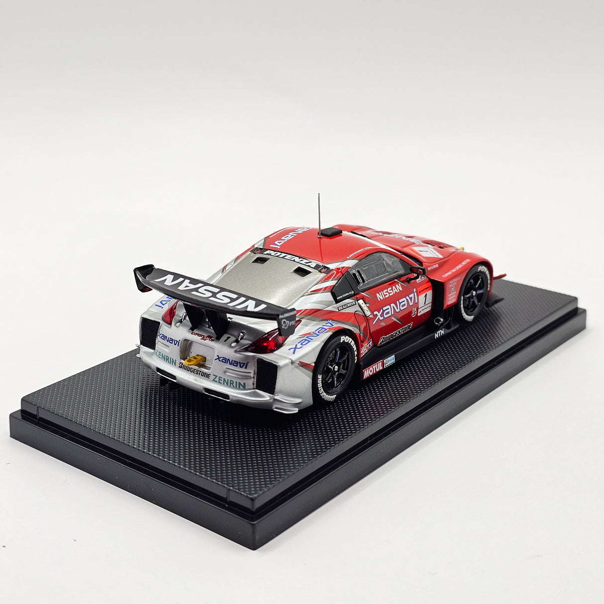 EBBRO Nissan Z #1 Xanavi Nismo Super GT GT500 2005 Malaysia Rd 1/43 Scale