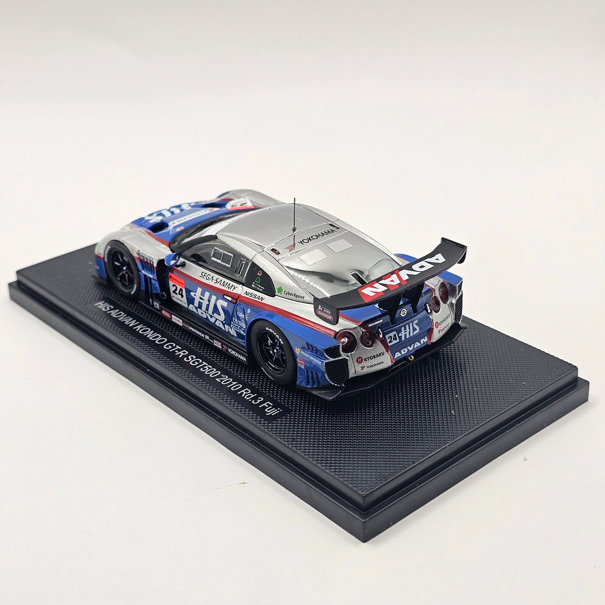 EBBRO Nissan GT-R #24 HIS Advan Kondo Super GT GT500 Rd.3 Fuji 2010 1/43 Scale