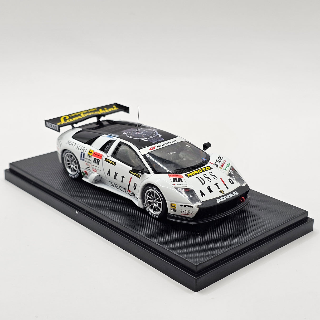 EBBRO Lamborghini Murcielago #88 JLOC Super GT GT500 2005 1/43 Scale