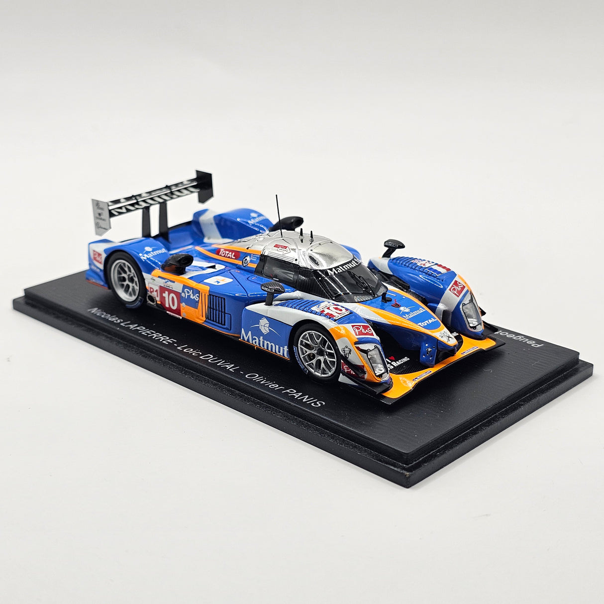 Spark Peugeot 908 HDI FAP #10 Team Oreca Matmut 12H Sebring 2011 Winner 1/43 Scale