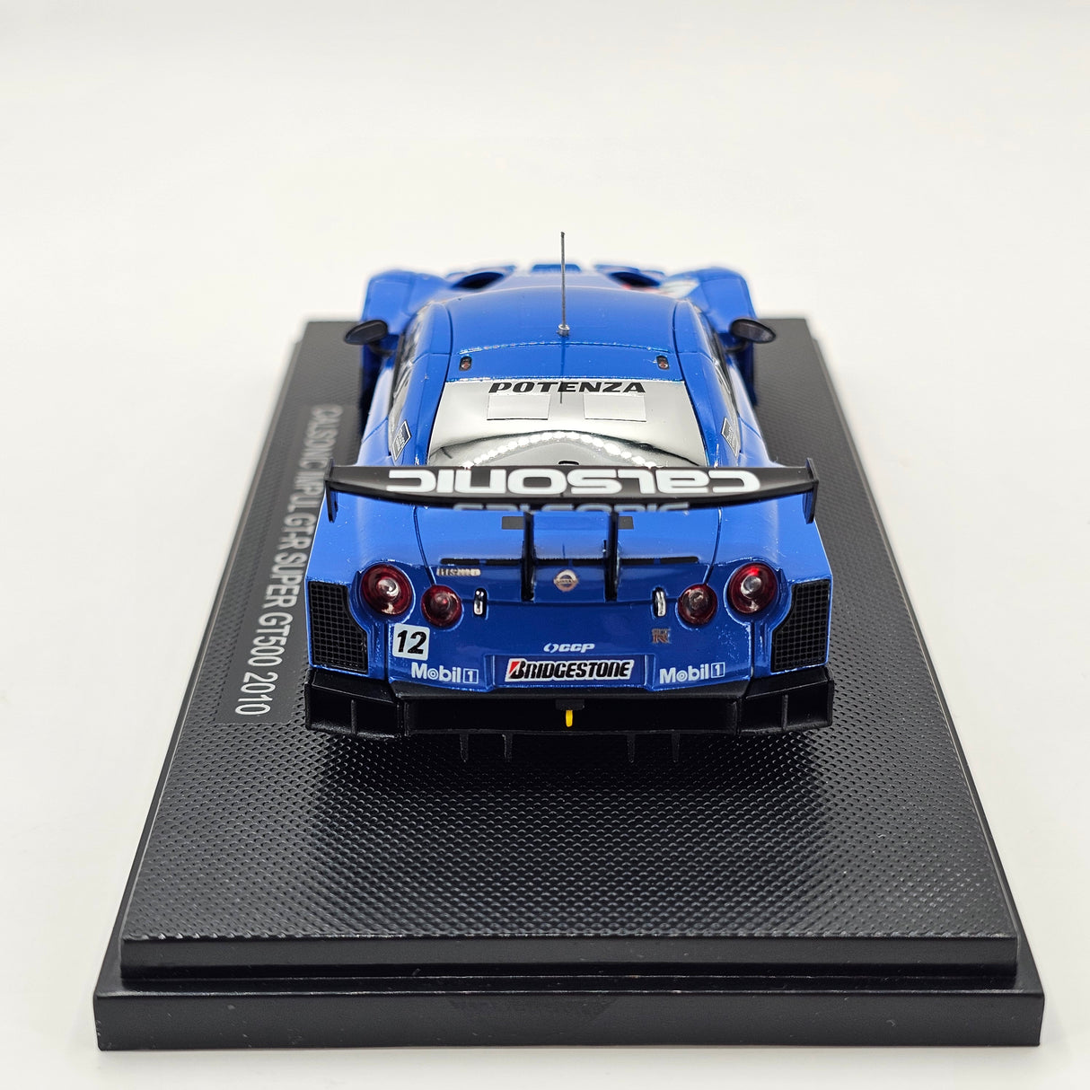 EBBRO Nissan GT-R #12 Calsonic Impul Super GT GT500 2010 1/43 Scale