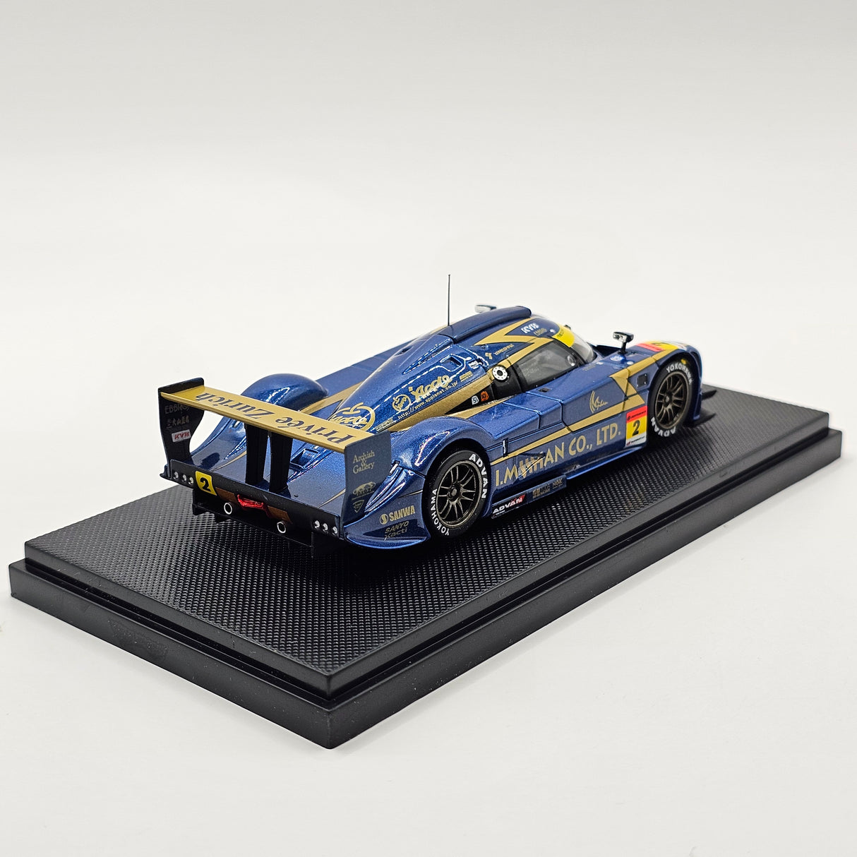 EBBRO Mooncraft Shiden #2 Cars Tokai Dream28 Super GT GT300 2006 1/43 Scale