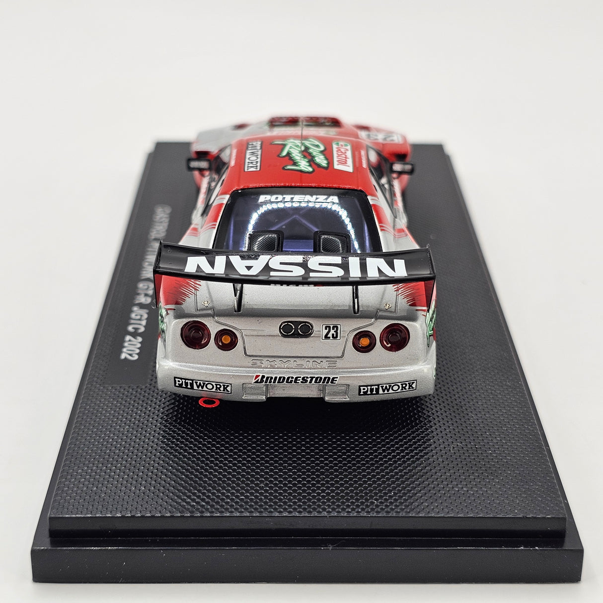 EBBRO P4 Nissan Skyline R34 GT-R #23 Castrol Pitwork JGTC GT500 2002 1/43 Scale